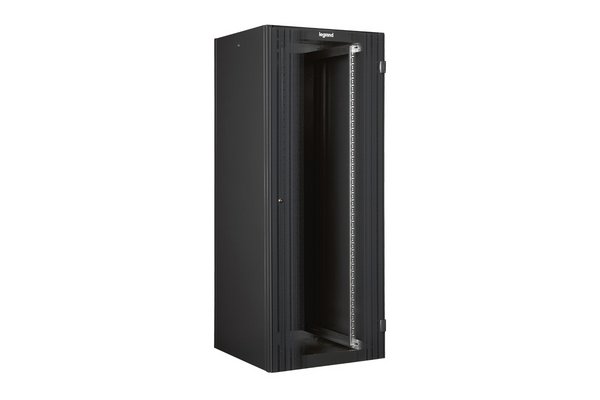 Baie 19pouces à porte avant simple livrée montée Linkeo 33U