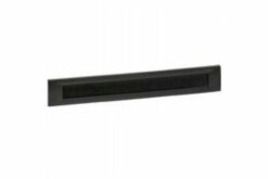 Entrée de câbles plastique avec balai à clippage direct 1U -