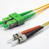Jarr. zip 2,0mm OS2 G652D SC-APC/ST-UPC LSZH jaune 2m