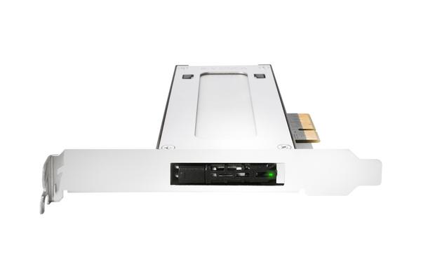 ICYDOCK Rack amovible SSD NVMe sur slot PCIe 3.0 x4