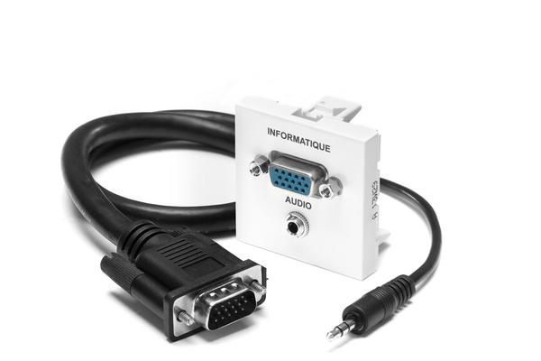 PLASTRON LEGRAND HD15 F + JACK 3,5 F VERS HD15 M + JACK 3,5 mm