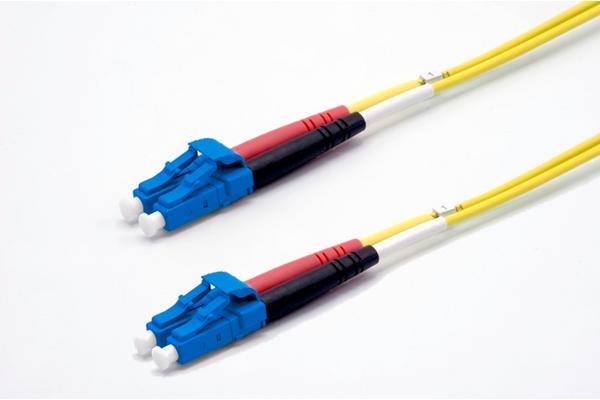 Jarretière zip 2,0mm OS2 G652D LC-UPC/LC-UPC LSZH jaune 10m