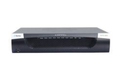 RARITAN DKX3-864 Switch KVM IP Cat5 64 p.  Acces 1 local/ 8 distants