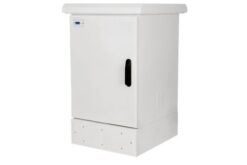 Baie IP65 outdoor 600x650 porte avant metal, 4 montants, gris, 32U