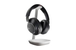 POLY Voyager Surround 85 TEAMS Casque BT avec stand chargeur
