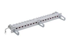 Panneau de brassage 1U avec support arrière, Cat6A ISO Adv