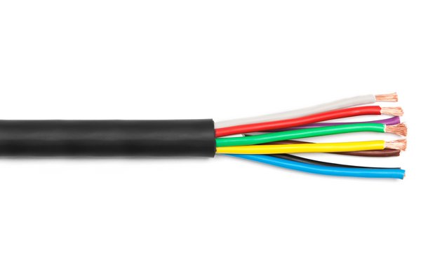 HP rond 8 x 4mm² gaine noire